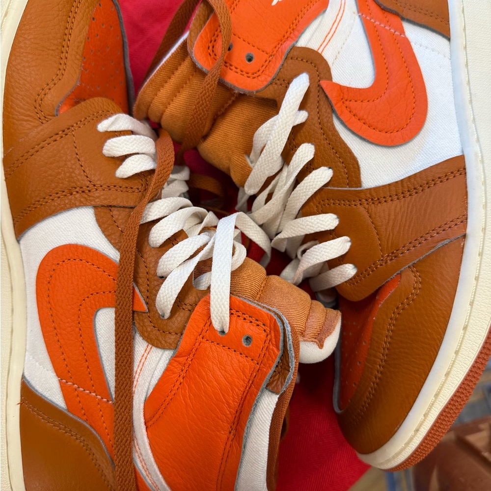 Nike Air Jordan 1 high desert orange/sail